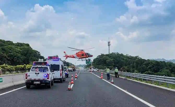 上高高速公路汽车救援案例